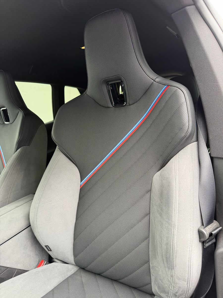 BMW iX xDrive45 M SPORT PRO+AHK+LM22+KAMERA+HK SOUND foto 13