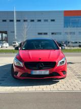 Mercedes-Benz Mercedes Benz CLA 220 CDI DCT Urban - Mercedes-Benz CLA 220 von privat