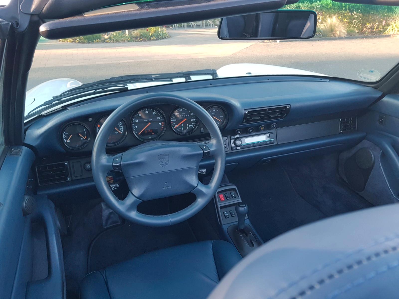 Porsche 993 Carrera Cabriolet 