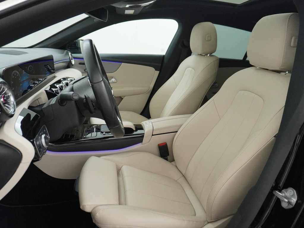 Mercedes-Benz CLA 200 Shooting Brake Business Solution Luxury