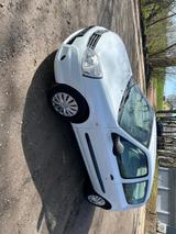 Renault Clio Campus  TÜV 02.2028 Klima AHK... - Renault Clio aus 2010: Campus