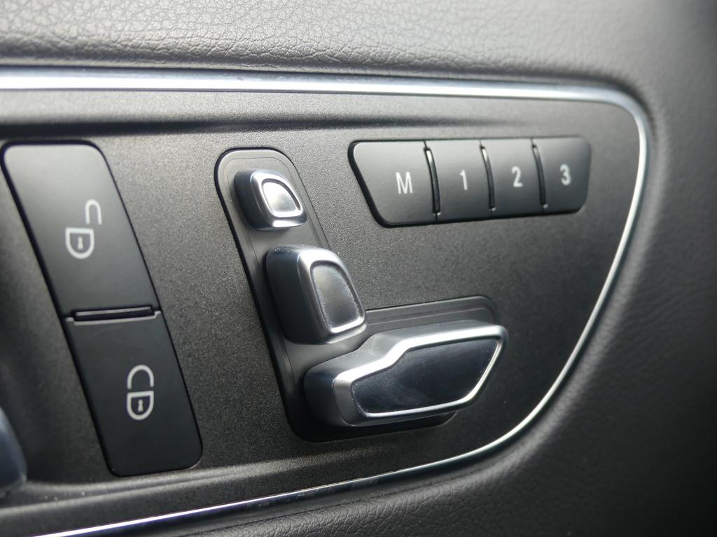 Mercedes-Benz GLA 220