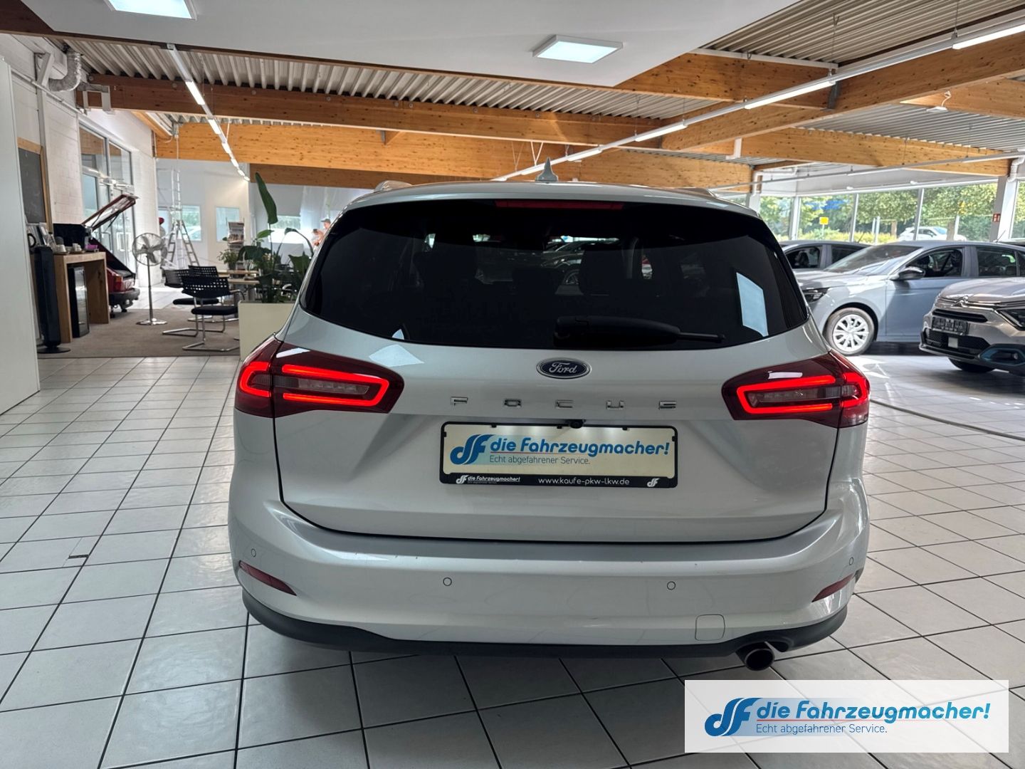 Fahrzeugabbildung Ford Focus Turnier Titanium X Sportpaket AHK-abnehmba