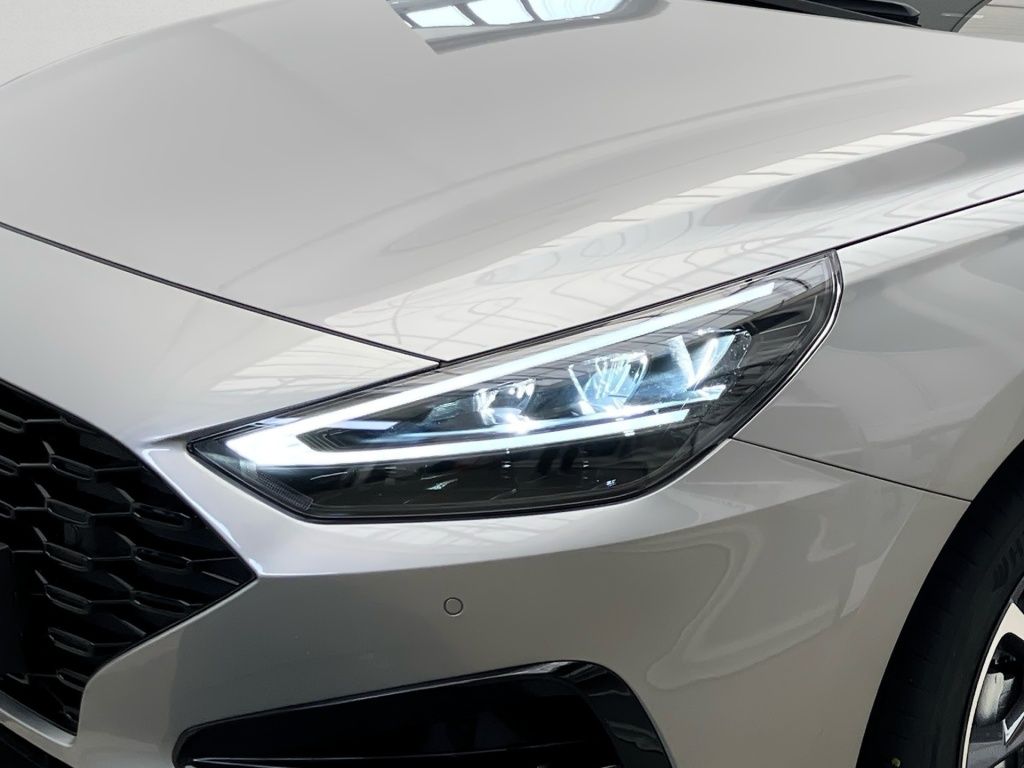 Fahrzeugabbildung Hyundai i30 Kombi 1.6 T-GDI Trend AUT SpurH