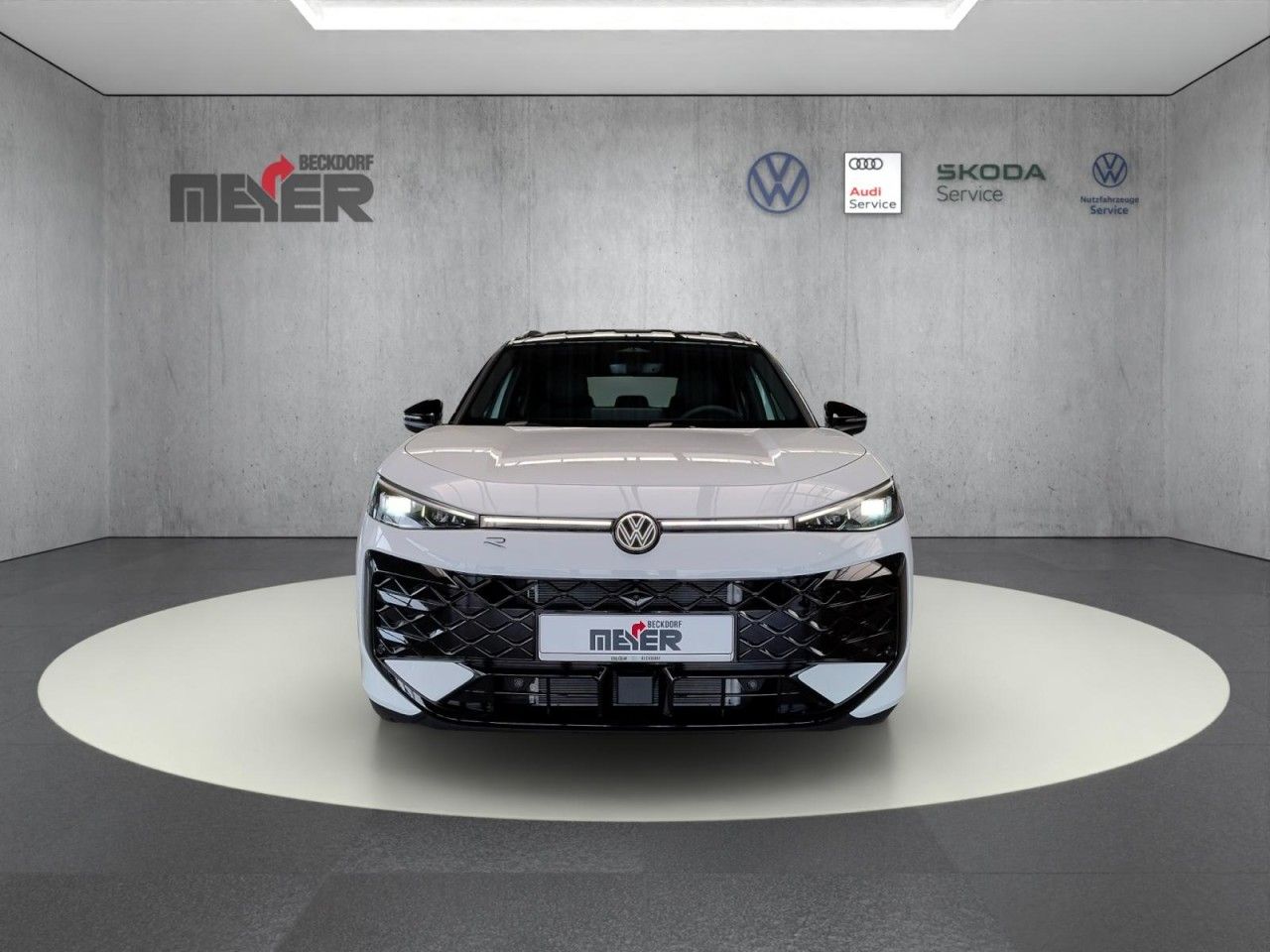 T-Roc R-Line 1.5 eTSI DSG Klima Sitzheizung