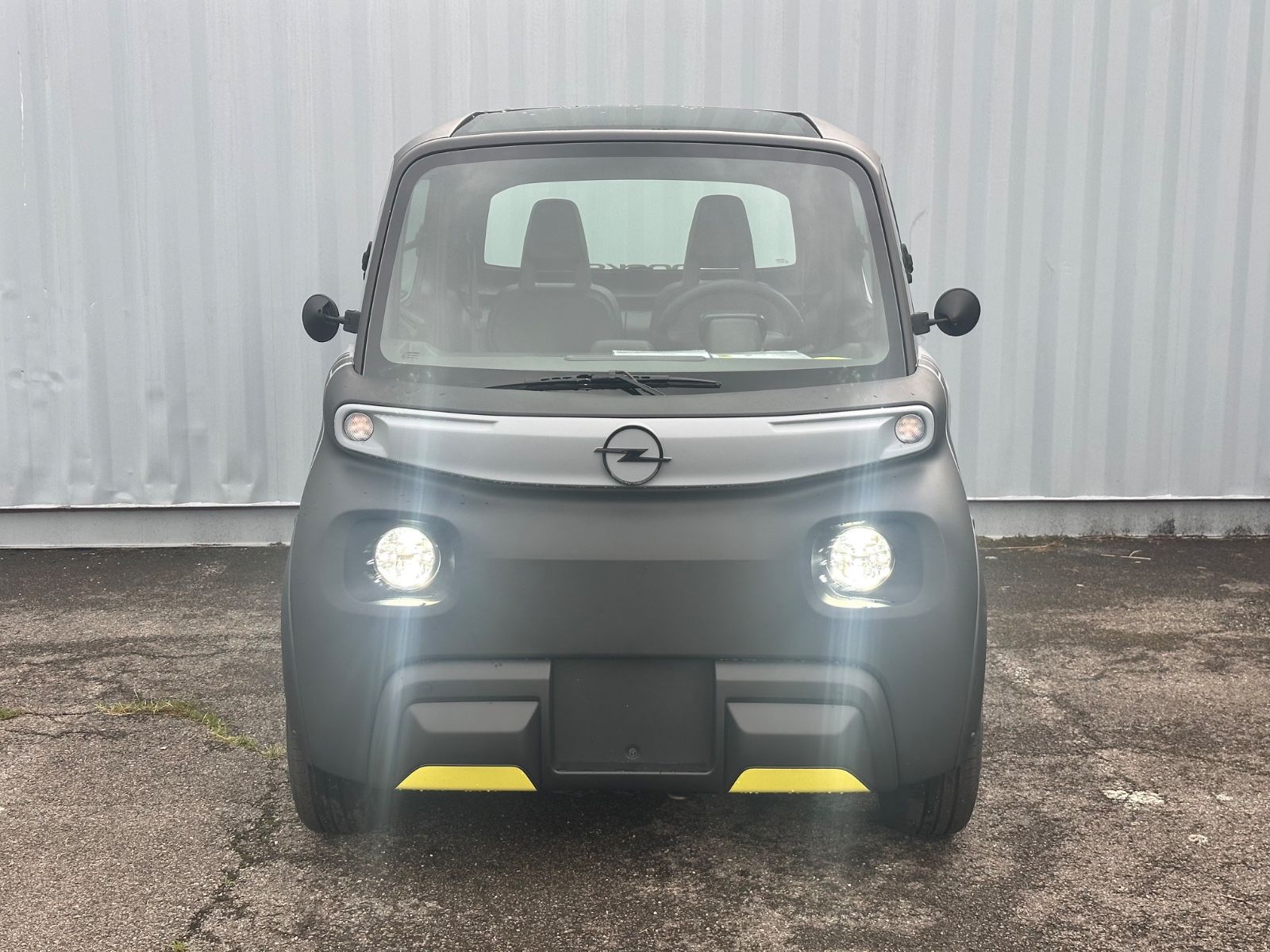 Fahrzeugabbildung Opel Rocks-e Tekno