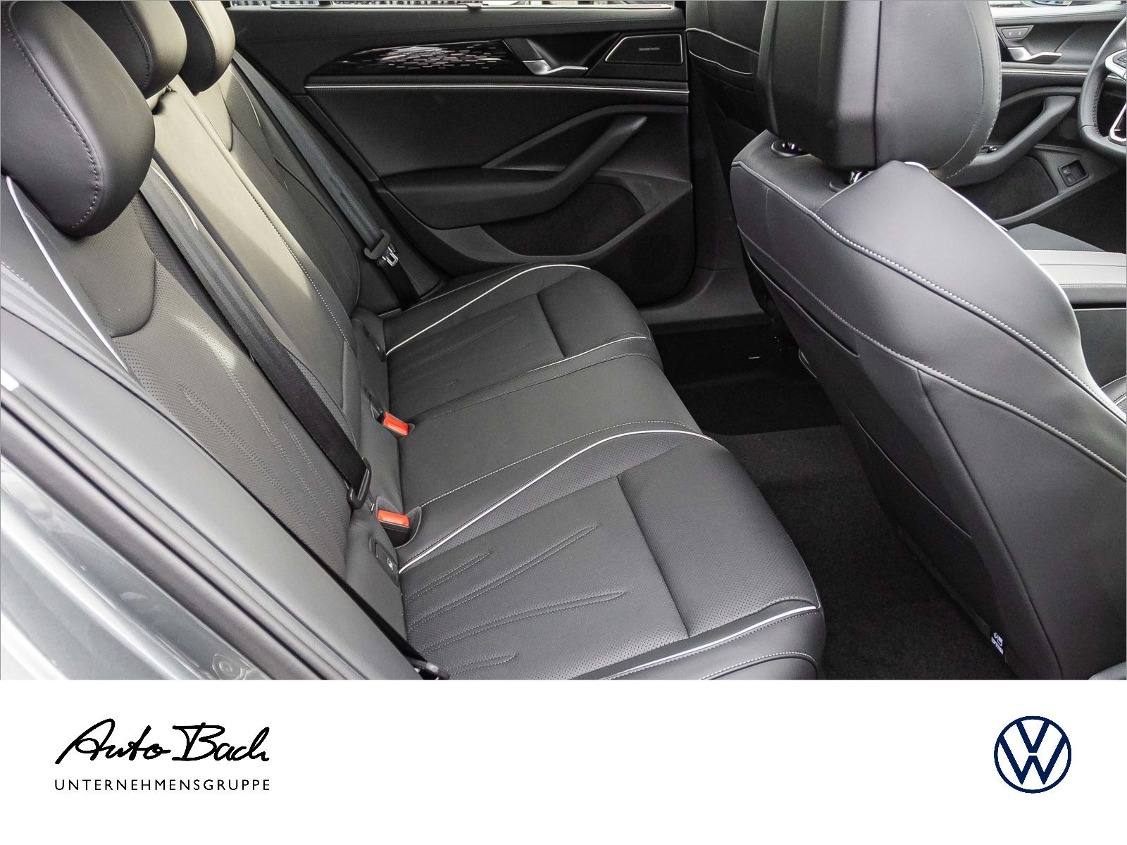 Volkswagen Passat - Bild 17