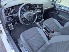 VW Golf VII Variant Join 1.6TDI 115PS erst 66Tkm VW Golf VII Variant Join 1.6TDI 115PS erst 66Tkm