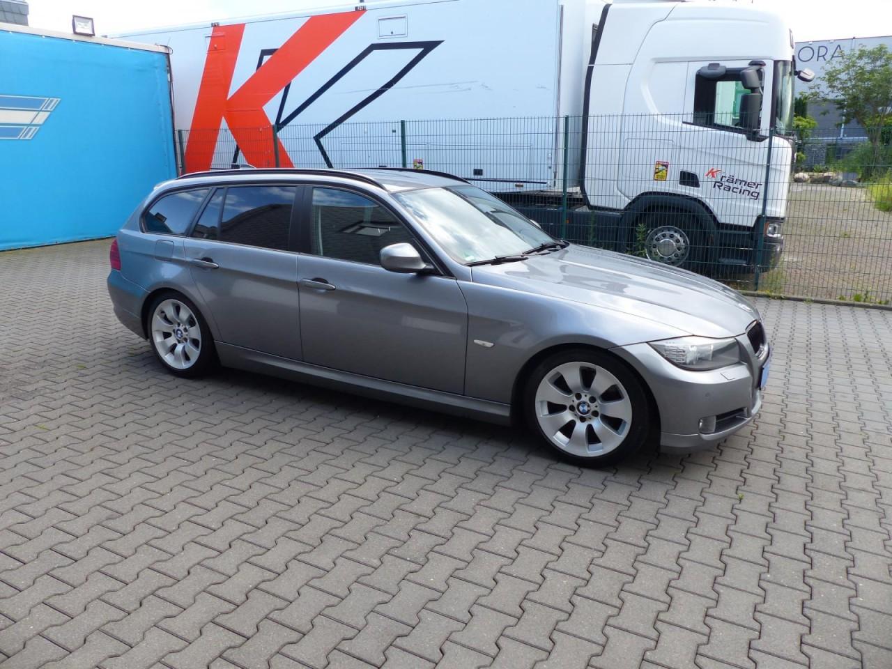 BMW 320d.xDRIVE.TOURING.XENON.AHK.NAV.BT.KLIMA.PDC