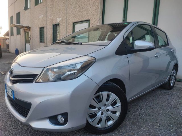 Toyota Yaris 1.0 5 porte BENZINA NEOPATENTATI 20