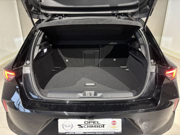 Fotografie 10 des Opel Astra 1.2 Turbo Automatik Ultimate Leder