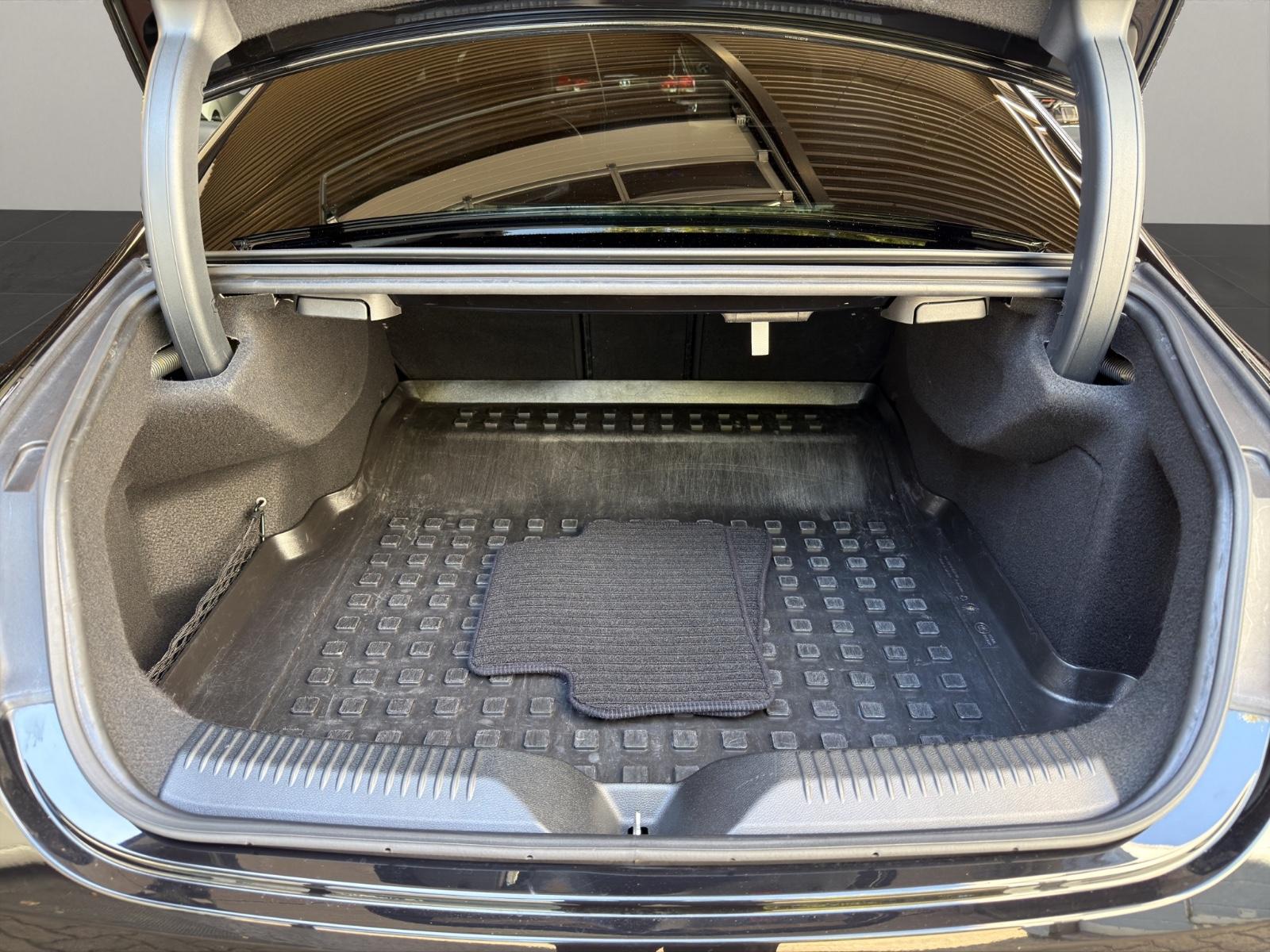 Mercedes-Benz CLS 220d AMG LINE-AHK-SCHIEBEDACH-WIDESCREEN
