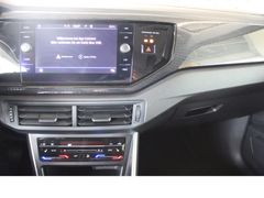 Fahrzeugabbildung Volkswagen Polo Life,Top-Ausstattung,Nur 7079 KM,Wie Neu