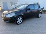 Kia cee'd / Ceed 1.4 CVVT EX - Kia cee'd / Ceed aus 2009