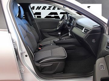 Fahrzeugabbildung Renault Clio TCe 90 Intens *Winter-Paket*