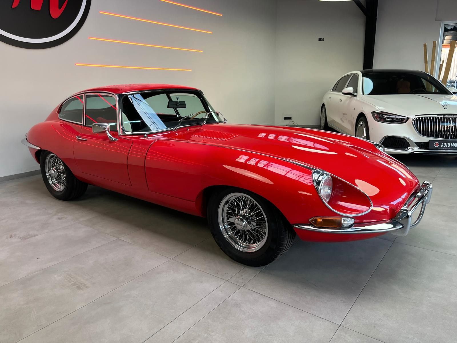 Fahrzeugabbildung Jaguar E-Type 4.2 Coupe Serie 1.5 6-Zylinder