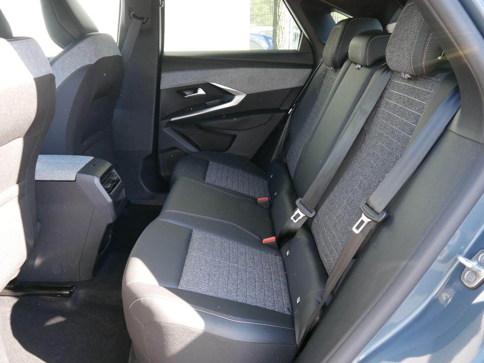 Peugeot 3008 - Bild 8
