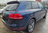 Volkswagen Touareg 3.0 V6 TDI SCR Tiptronic - - Volkswagen Touareg mit Diesel-Antrieb: Blau