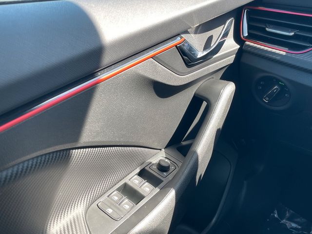 Skoda Kamiq 1.0 TSI DSG Monte Carlo *ACC*CAM*NAV*KESSY