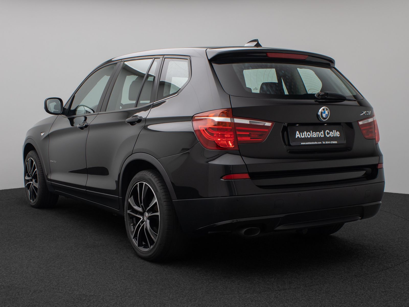 Fahrzeugabbildung BMW X3 xD20d Navi Sitzhzg PDC Tempomat 8Fach