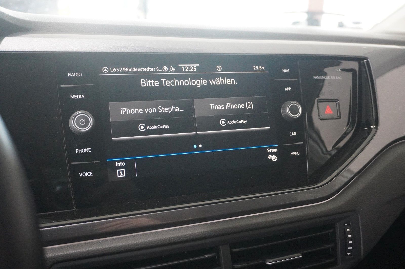 Fahrzeugabbildung Volkswagen Taigo 1.0 TSI STYLE NAVI/IQ-LIGHT/VIRT./SH/DAB+