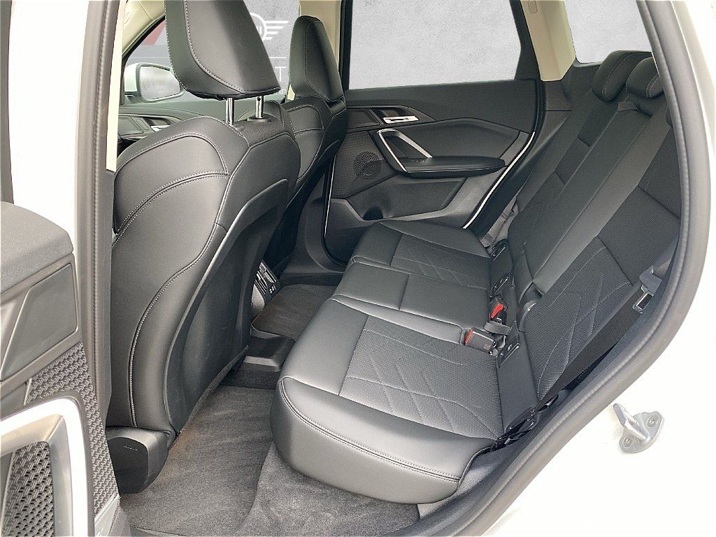 BMW iX1 - Bild 9