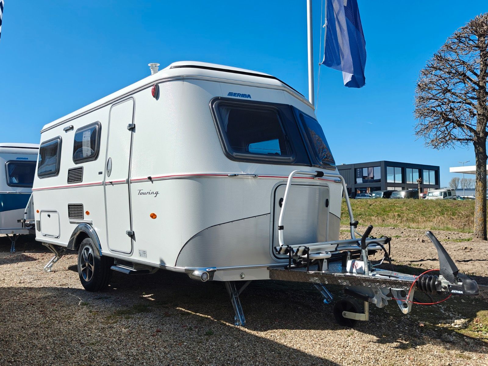 Fahrzeugabbildung HYMER / ERIBA / HYMERCAR Touring 550 Legend - Modell 2025! -