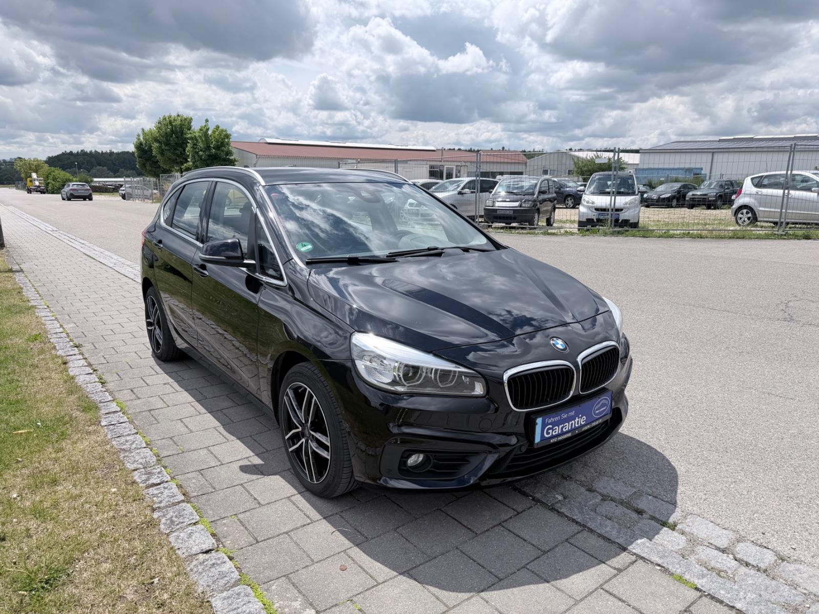 BMW Active Tourer 218 d GARANTIE*AUTOMATIK*LED*PDC