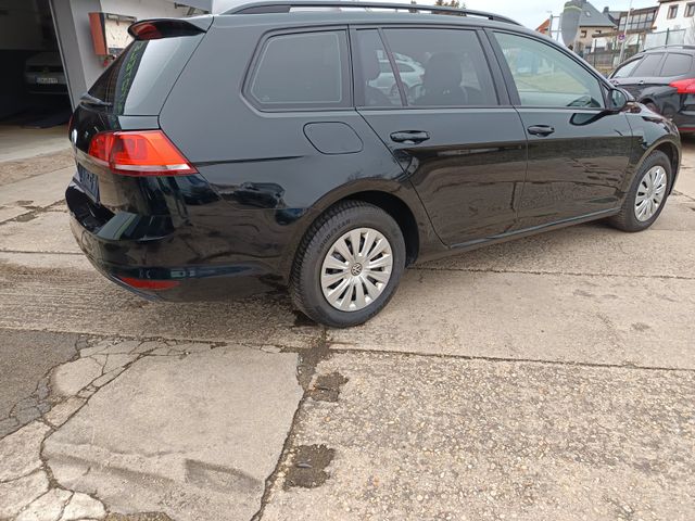 Volkswagen Golf VII Variant Kombi Trendline