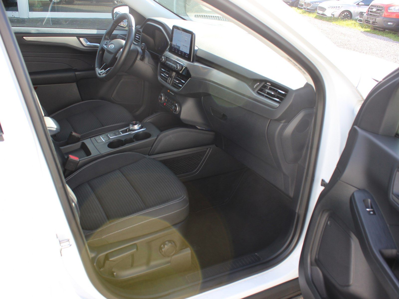 Fahrzeugabbildung Ford Kuga Plug-In Hybrid Titanium 2,5 Duratec