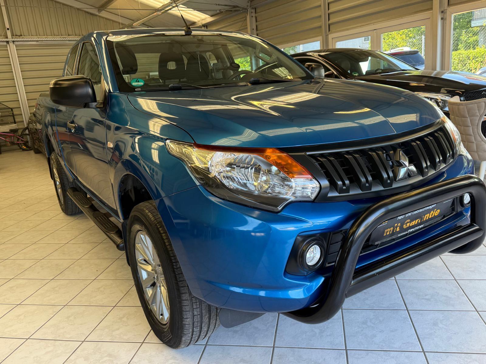 Mitsubishi L200 Basis Club Cab 4WD 1Hand AHK 3,5t LKW-Zul
