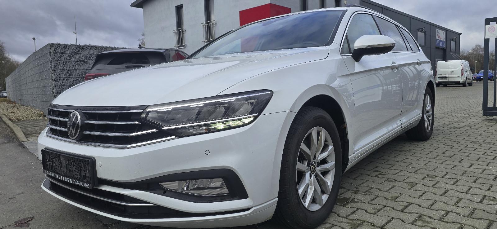 Volkswagen Passat Variant Business*AUTOMATIK*PANORAMA*