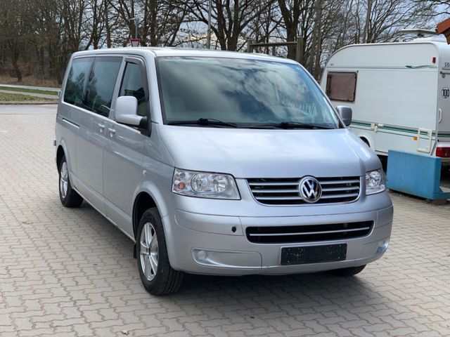 Volkswagen T5 Caravelle Comfortline lang 8 Sitze