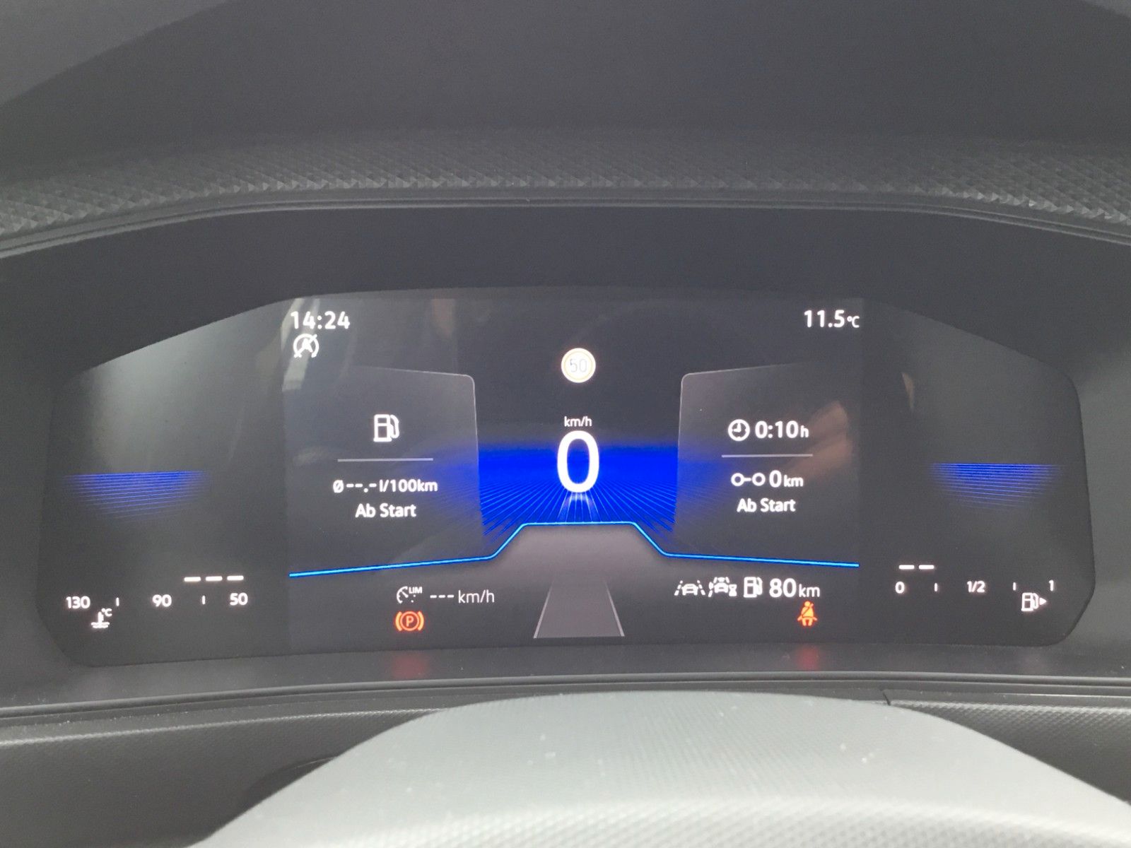 Fahrzeugabbildung Volkswagen T-Cross 1.0 TSI Life+Sitzheizung+LED+16" GJR