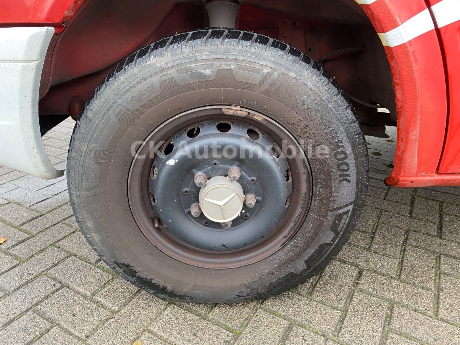 Fahrzeugabbildung Mercedes-Benz Sprinter 314 CDI Feuerwehr/5 Sitze/Sperre/2 Hand