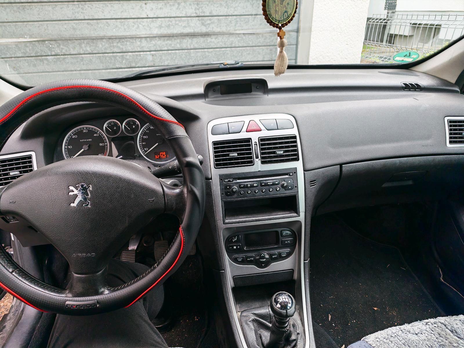 Peugeot 307 2004 — photo 5