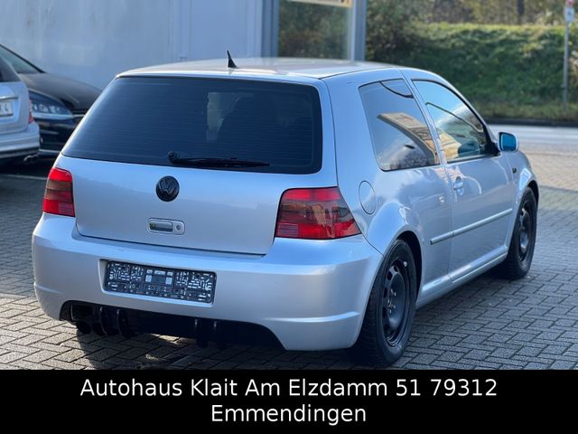 Fahrzeugabbildung Volkswagen Golf 1.6 Sport Edition Sternhimmel Recaro Sports