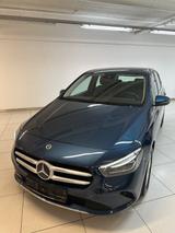 Mercedes-Benz B 180 Style / Business-Paket / Keyless-Go-Paket - Mercedes-Benz B 180 in Wiesbaden
