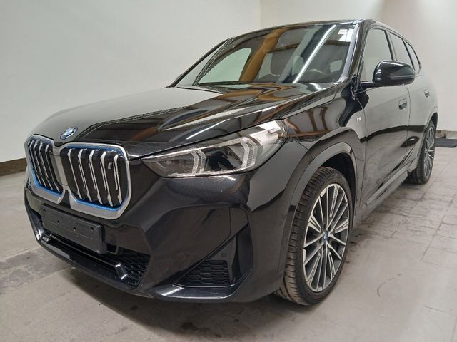 BMW iX1 xDrive 30 M-Sport ACC Kamera AHK NP:72.000€