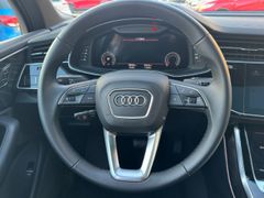 Fahrzeugabbildung Q7 55 TFSI quattro 7-Sitzer