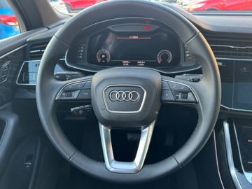 Audi Q7 - 11