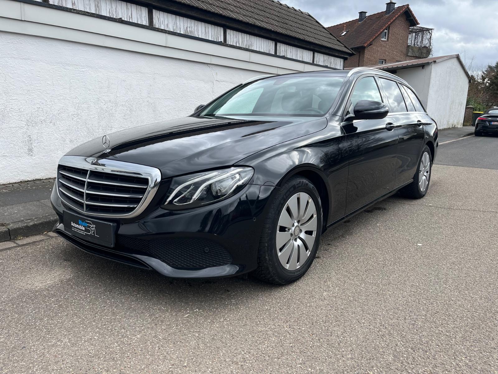 Mercedes-Benz E 200d T NAVI LED LEDER 2HD Tempomat Kamera