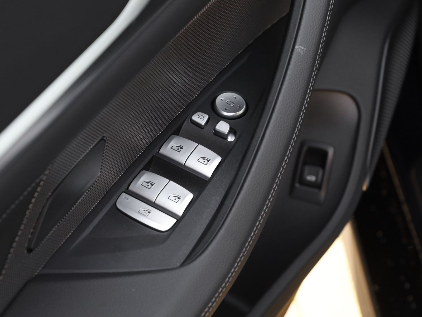 BMW i4 - Bild 13
