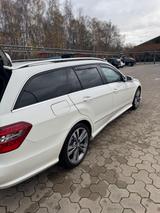 Mercedes-Benz E 500 4MATIC T BlueEFFICIENCY AVANTGARDE AVA... - Mercedes-Benz E 500 in Dortmund