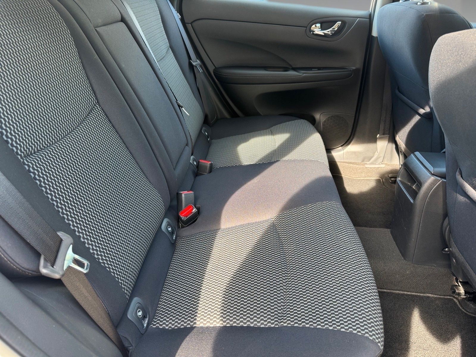 Nissan Pulsar Acenta – Bild 10