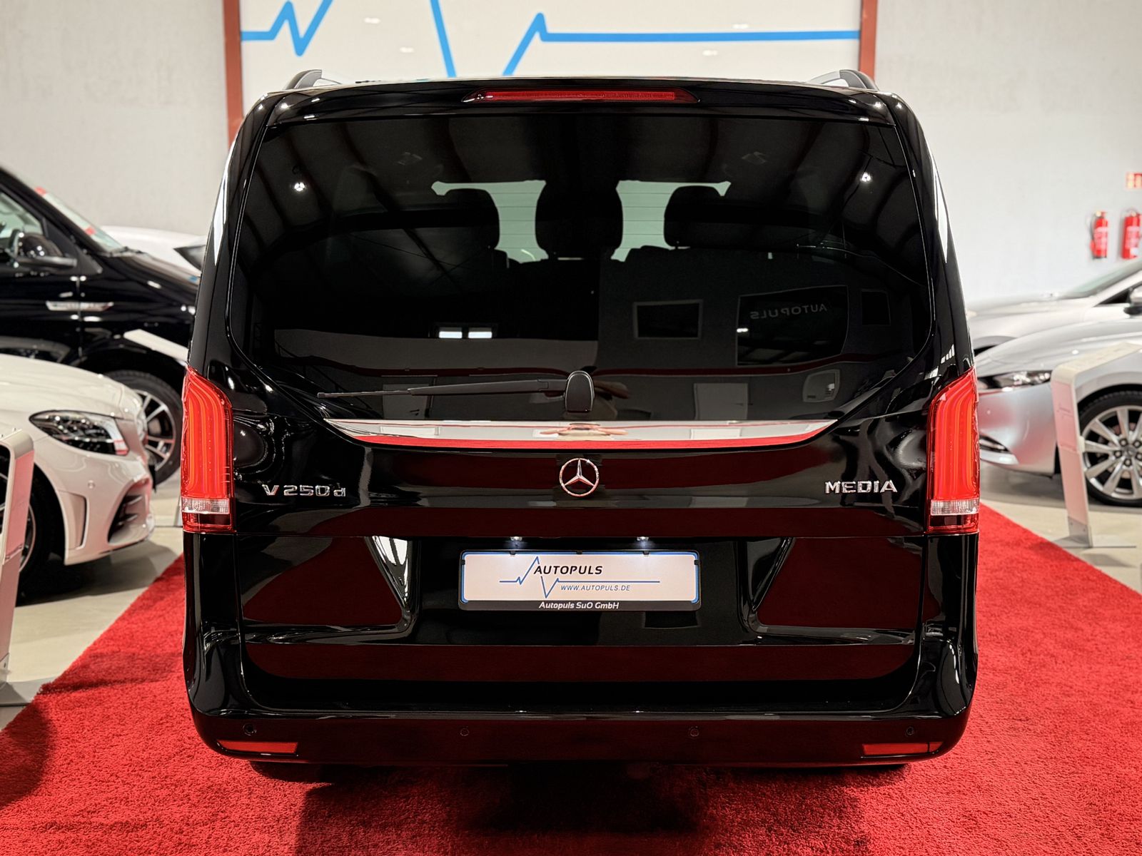 Mercedes-Benz V 250 d EDITION LANG PANO LED NAVI AHK CARPLAY foto 7