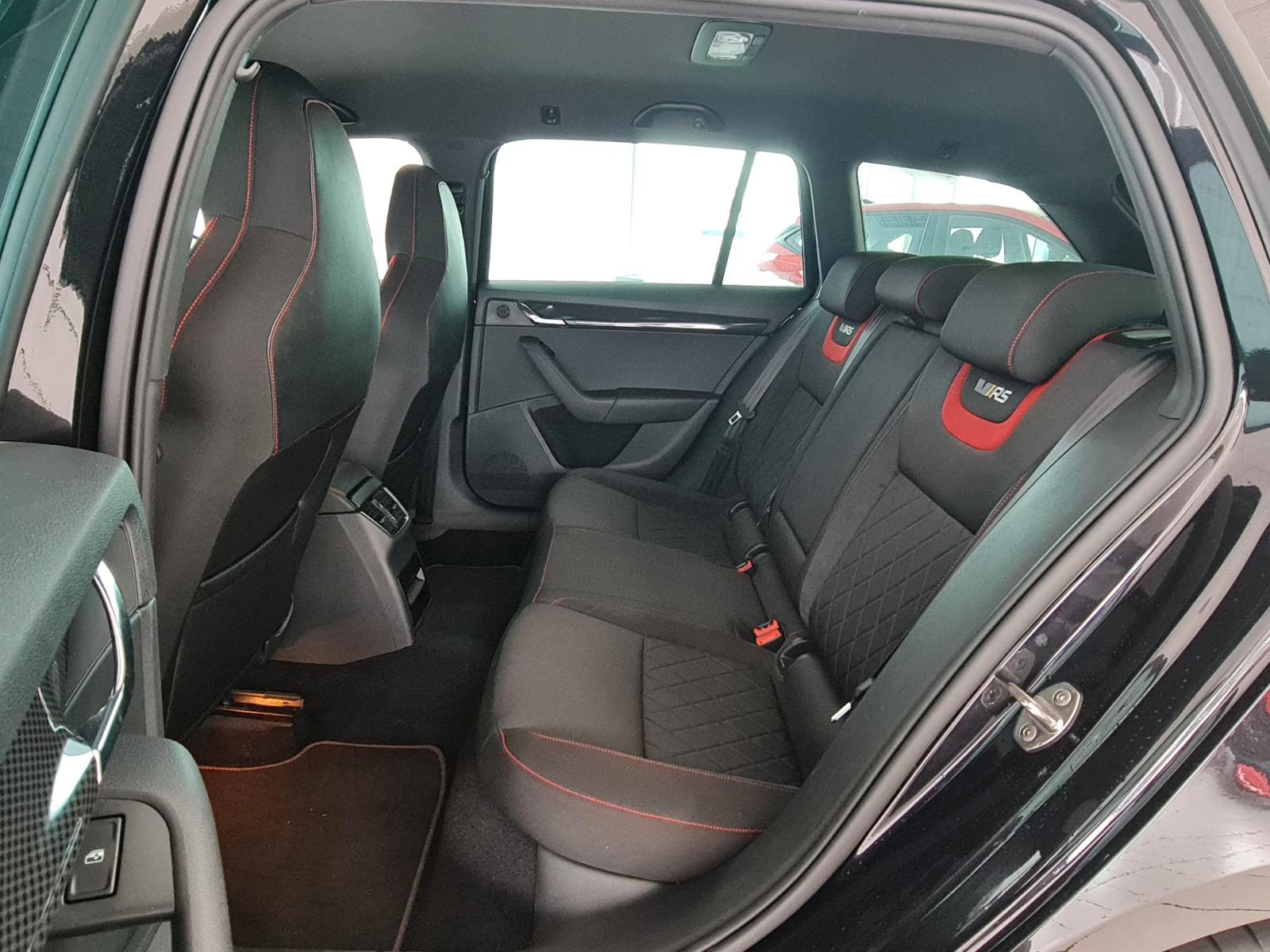 Skoda Octavia Combi RS, unfallfrei, Navi, Kamera, LED