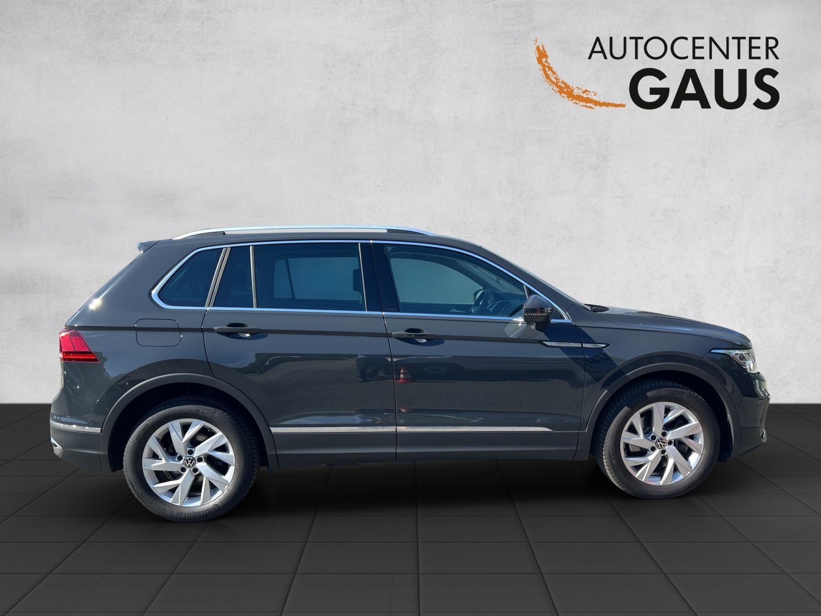 Tiguan Elegance 2.0 TSI DSG 4M ACC*AHK*Navi*Kame