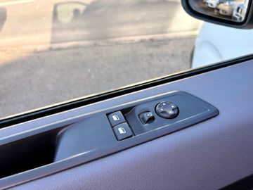 Opel Vivaro - 12