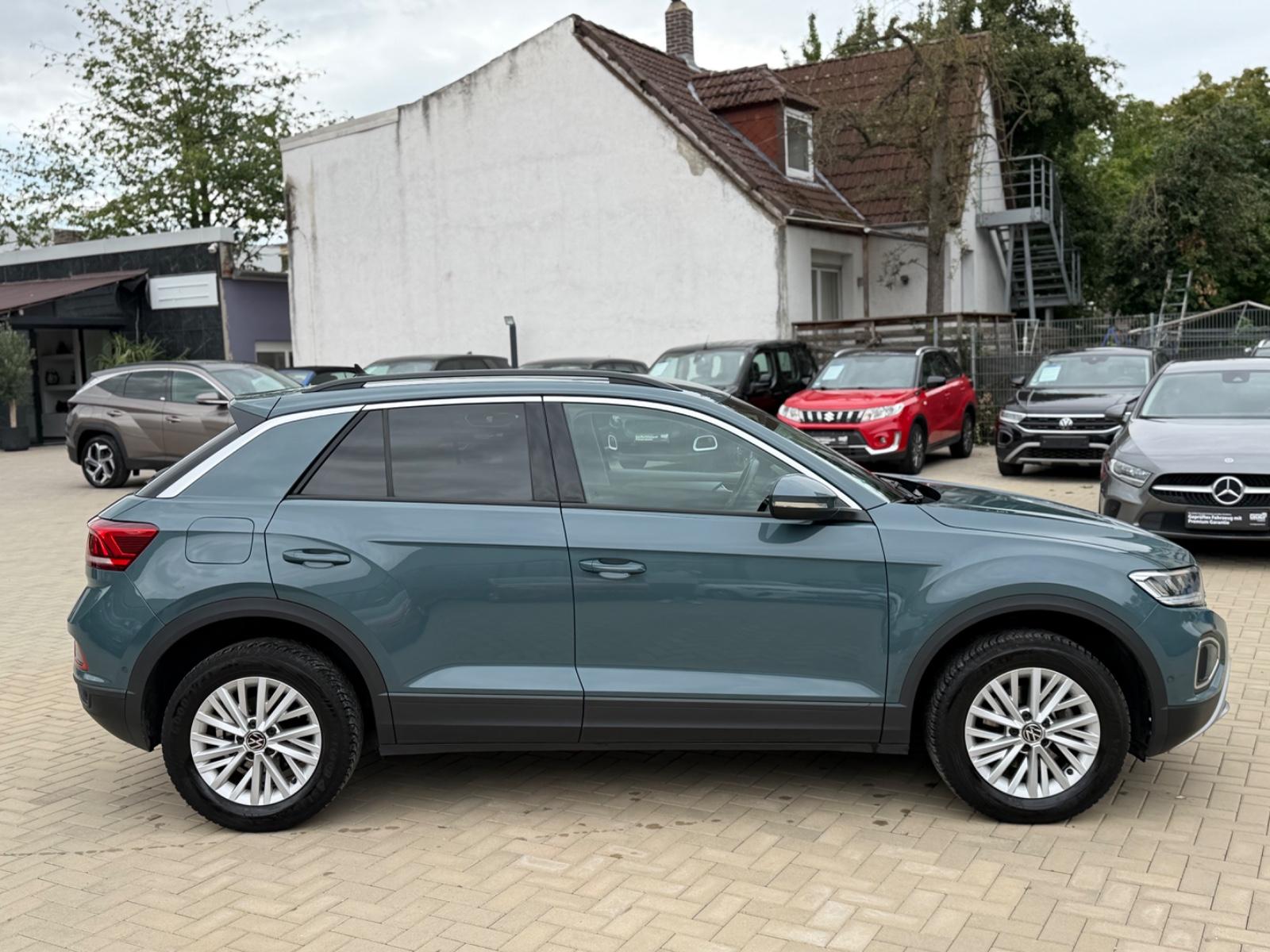 Volkswagen T-Roc Life, миниатюра 4
